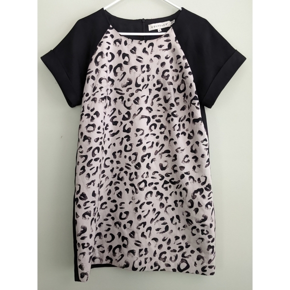 Keepsake Leopard Print Cuffed Sleeves Dress Medium - Picture 2 of 6